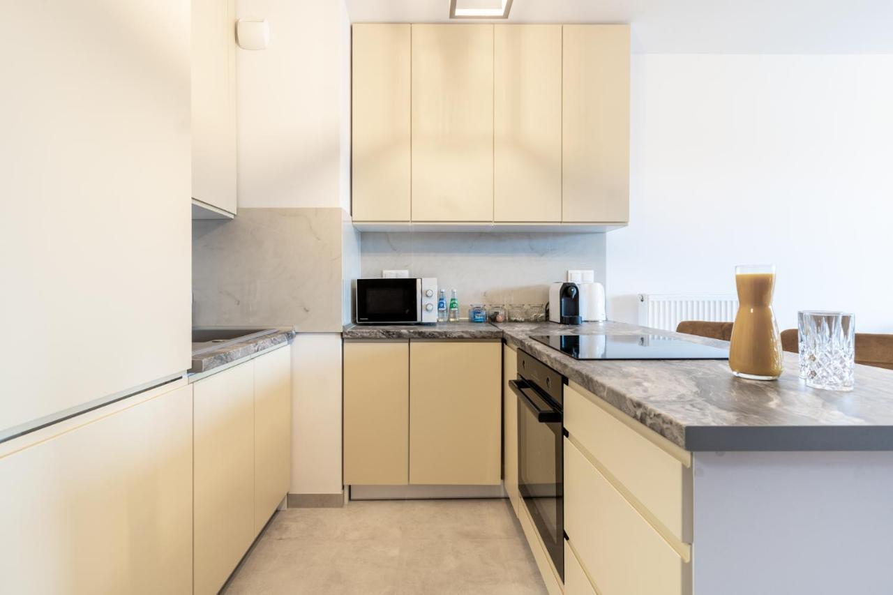 Lotte Apartment - Parking Podziemny, Osiedle Strzezone Gliwice Eksteriør billede